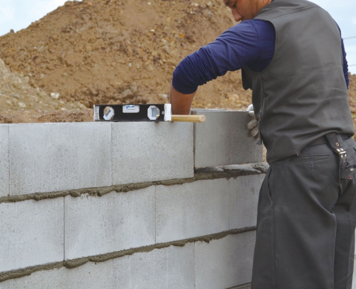 縦目地不要で施工が容易